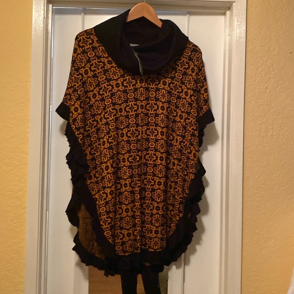 JOSEPH  A SWEATER